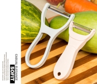 小黄鸭插卡刨016一个